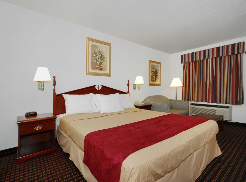 Best Western Johnson City Inn Exterior photo